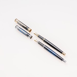Set stilou PICASSO 9903 cu călimară, peniță din iridiu placată cu aur de 18K